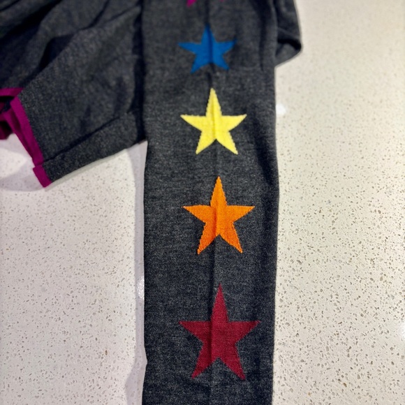 WYSE London 100% Cashmere Gray Sweater Size Medium - Picture 4 of 7